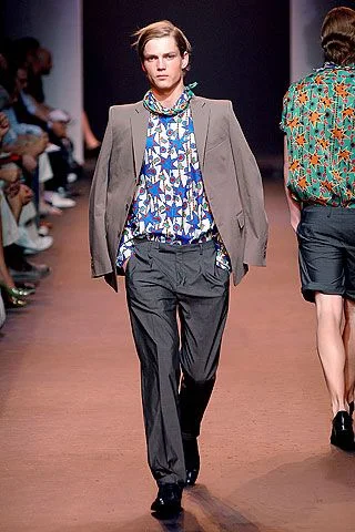Look 16